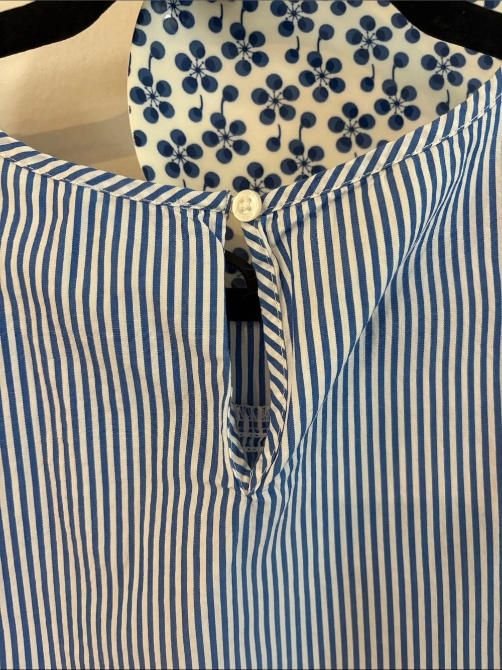 J CREW BLUE AND WHITE STRIPED BLOUSE
